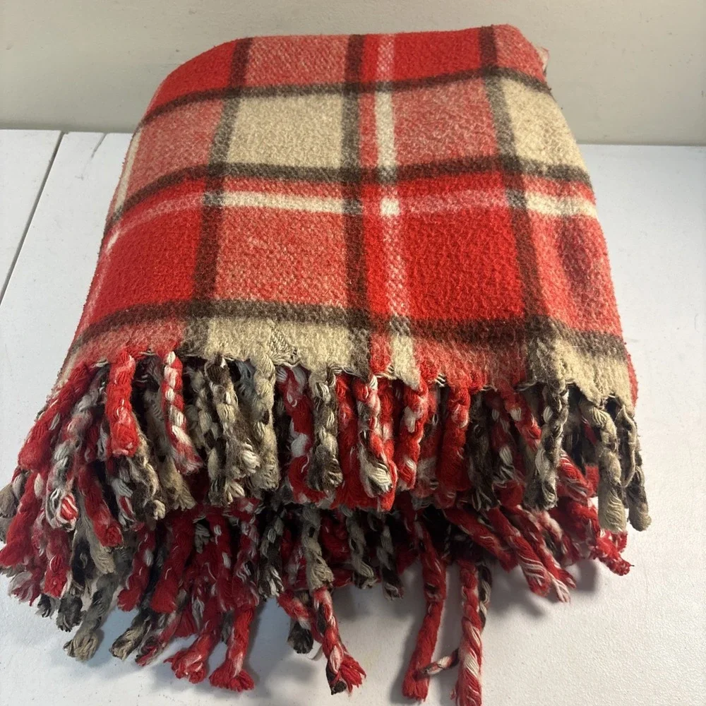 Plaid Reversible Throw Blanket Red Tan THICK Poly‎ Blend Camp Cottage 60x80